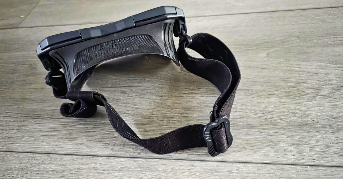 Close up of strap adjustment for SCUBAPRO D-Mask showing wear from years of use. For article titled SCUBAPRO D-Mask Review